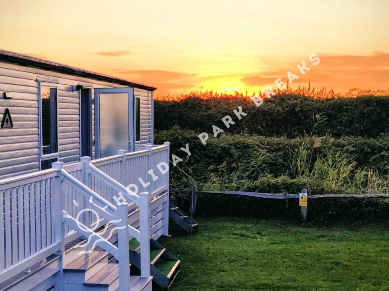 Sunset - A Relaxing Gold 3 Bed Holiday Home At Seal Bay Resort Chichester Buitenkant foto