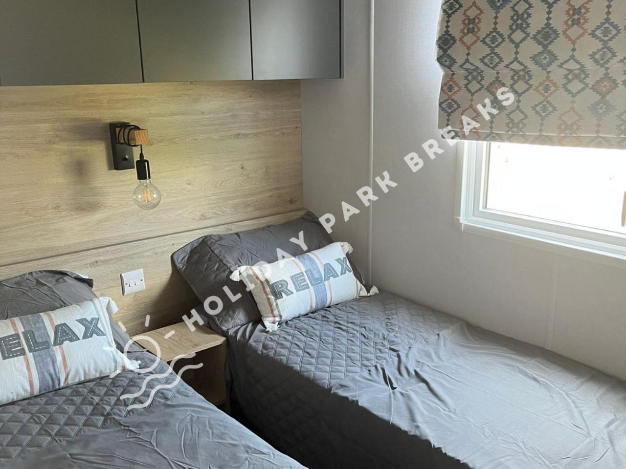 Sunset - A Relaxing Gold 3 Bed Holiday Home At Seal Bay Resort Chichester Buitenkant foto
